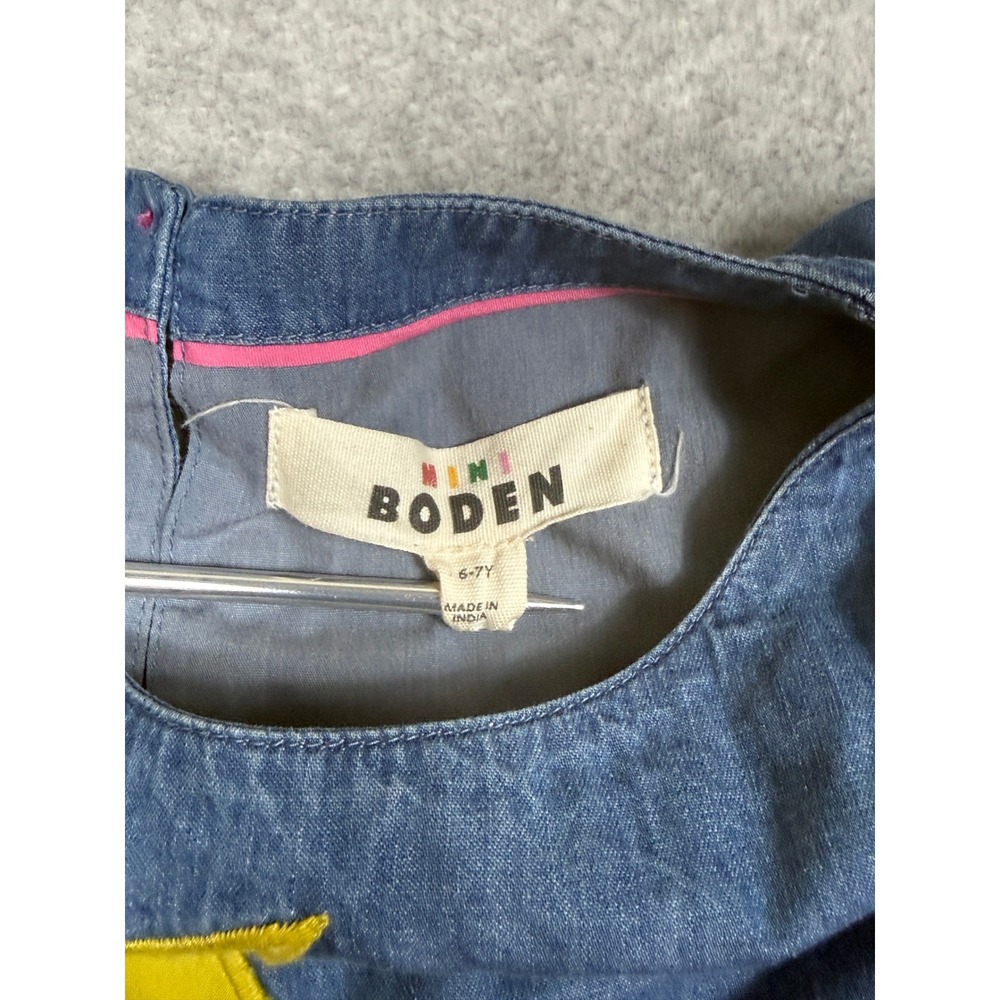 Mini Boden Betsy Tiered Chambray Denim Star Applique Dress Blue Girls 6-7Y - Picture 6 of 10
